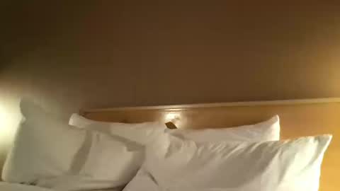 Snapshot of grvvss chatting on 10.18.25 GRVVSS online show from 10.18.25