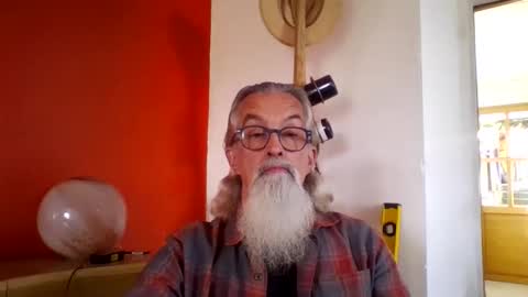 Snapshot of grybear60 chatting on 11.17.25 Grybear online show from 11.17.25