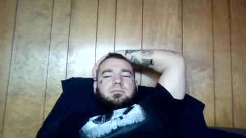 Snapshot of gsloueez chatting on 12.14.24 gsloueez online show from 12.14.24