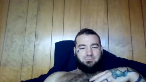 Snapshot of gsloueez chatting on 12.16.24 gsloueez online show from 12.16.24