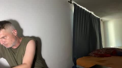 Snapshot of guardiannif_ chatting on 07.04.26 guardiannif_ online show from 07.04.26