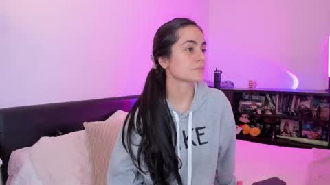 Elena online show from 02.21.25