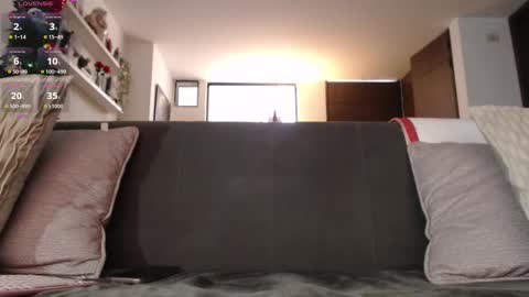 Elena online show from 12.19.25