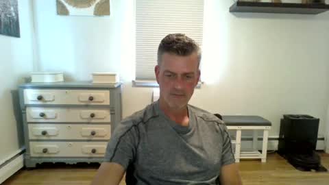 Snapshot of gudguy2025 chatting on 06.17.26 gudguy2025 online show from 06.17.26