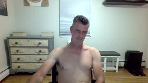 Snapshot of gudguy2025 chatting on 06.30.26 gudguy2025 online show from 06.30.26