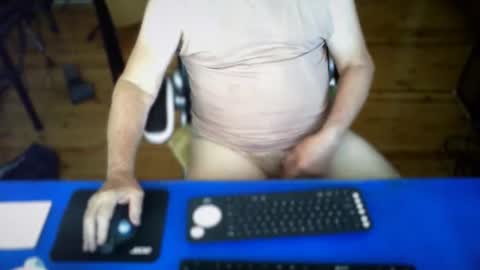 Snapshot of guesswhatigot2 chatting on 03.15.26 guesswhatigot2 online show from 03.15.26