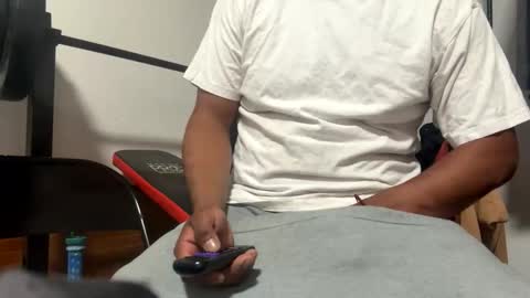 guesswhosback13 online show from 04.19.26