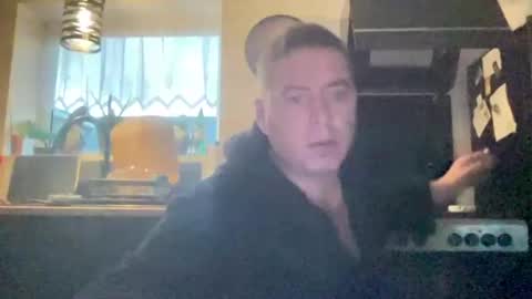 guil0 online show from 11.12.25