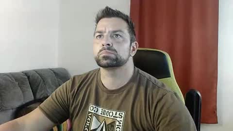 Snapshot of guillaume666286050 chatting on 09.22.25 guillaume666286050 online show from 09.22.25