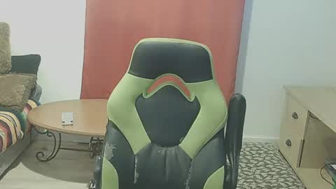 Snapshot of guillaume666286050 chatting on 09.26.25 guillaume666286050 online show from 09.26.25