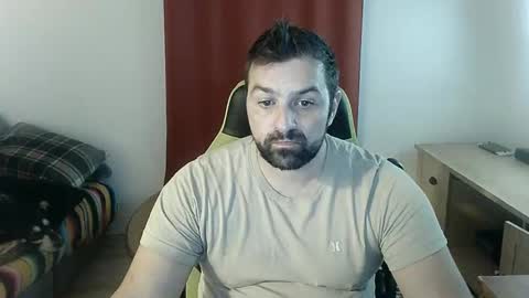 Snapshot of guillaume666286050 chatting on 10.04.25 guillaume666286050 online show from 10.04.25