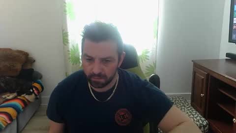 Snapshot of guillaume666286050 chatting on 03.25.26 guillaume666286050 online show from 03.25.26