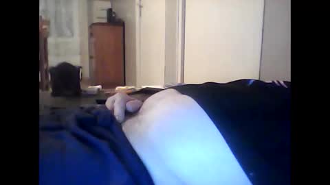 guizmeau72 online show from 10.19.25