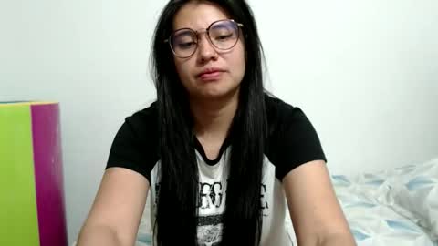 Vane blonde and Hazell black hair online show from 02.15.26