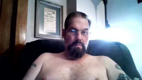 Snapshot of guy4fun8 chatting on 01.05.25 guy4fun8 online show from 01.05.25