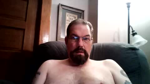 Snapshot of guy4fun8 chatting on 02.14.25 guy4fun8 online show from 02.14.25