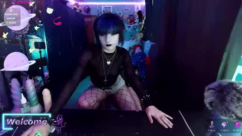 Snapshot of gwengraham chatting on 01.12.26 Gwen Graham online show from 01.12.26