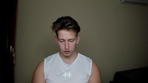 Snapshot of gym_alpha chatting on 12.20.24 Oliver online show from 12.20.24