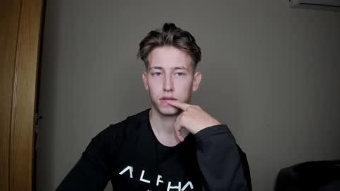 Snapshot of gym_alpha chatting on 12.23.24 Oliver online show from 12.23.24