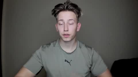 Snapshot of gym_alpha chatting on 01.11.25 Oliver online show from 01.11.25