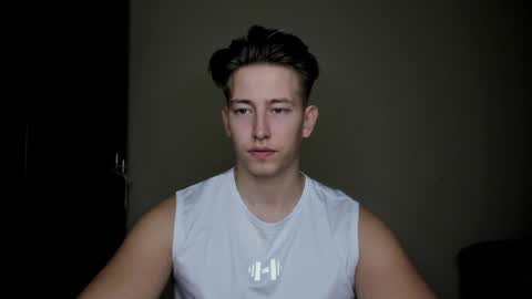 Snapshot of gym_alpha chatting on 01.15.25 Oliver online show from 01.15.25