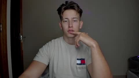 Snapshot of gym_alpha chatting on 01.31.25 Oliver online show from 01.31.25