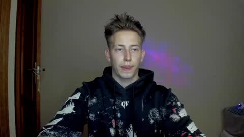 Snapshot of gym_alpha chatting on 02.03.25 Oliver online show from 02.03.25