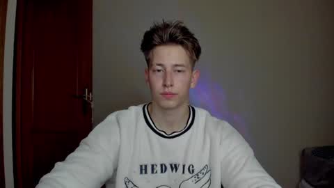 Snapshot of gym_alpha chatting on 02.05.25 Oliver online show from 02.05.25