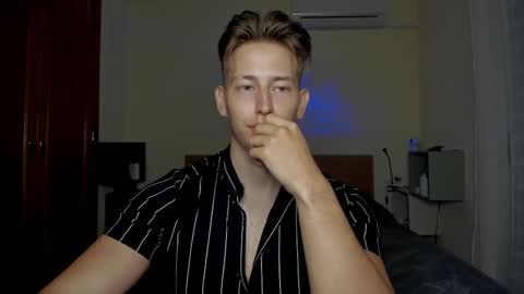 Snapshot of gym_alpha chatting on 02.16.25 Oliver online show from 02.16.25