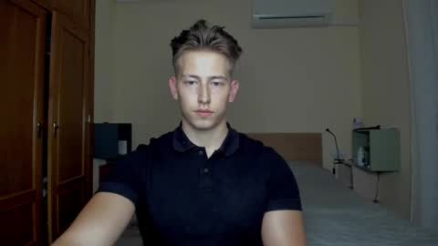 Snapshot of gym_alpha chatting on 02.21.25 Oliver online show from 02.21.25