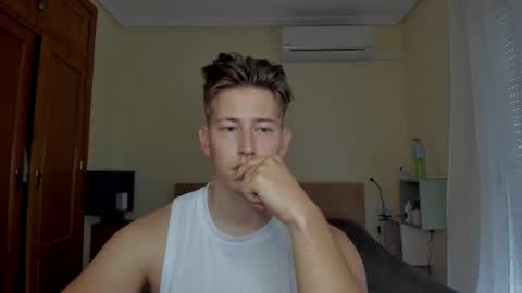 Snapshot of gym_alpha chatting on 02.27.25 Oliver online show from 02.27.25