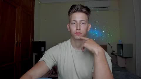 Snapshot of gym_alpha chatting on 03.01.25 Oliver online show from 03.01.25