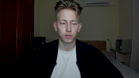 Snapshot of gym_alpha chatting on 03.02.25 Oliver online show from 03.02.25