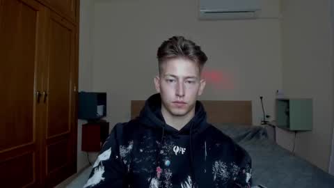 Snapshot of gym_alpha chatting on 03.05.25 Oliver online show from 03.05.25