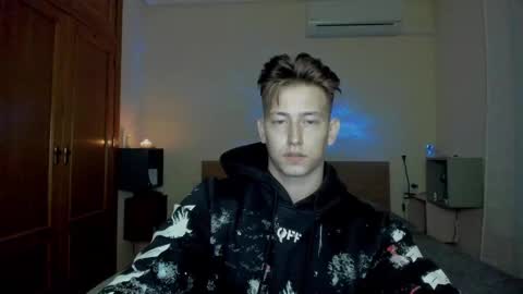 Snapshot of gym_alpha chatting on 03.09.25 Oliver online show from 03.09.25