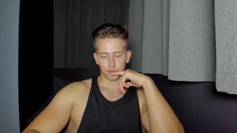 Snapshot of gym_alpha chatting on 09.13.25 Oliver online show from 09.13.25