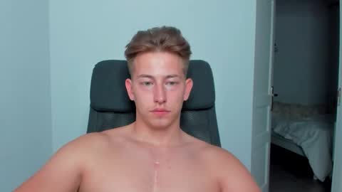 Snapshot of gym_alpha chatting on 10.02.25 Oliver online show from 10.02.25