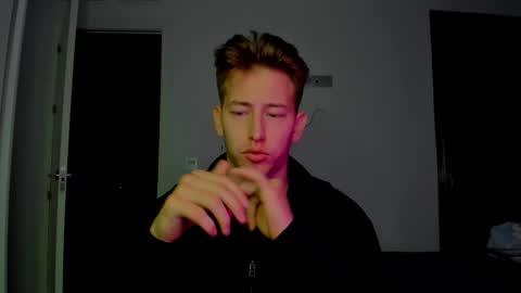 Snapshot of gym_alpha chatting on 01.13.26 Oliver online show from 01.13.26