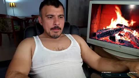 Snapshot of gymd4ddy chatting on 04.29.26 gymd4ddy online show from 04.29.26