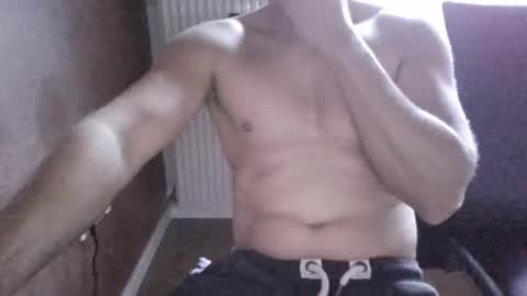 Snapshot of gymxxx_ chatting on 05.23.26 gymxxx_ online show from 05.23.26
