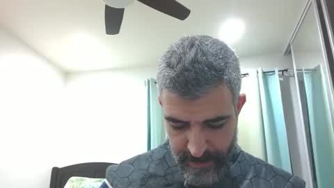 Snapshot of h0nest84 chatting on 12.11.24 h0nest84 online show from 12.11.24