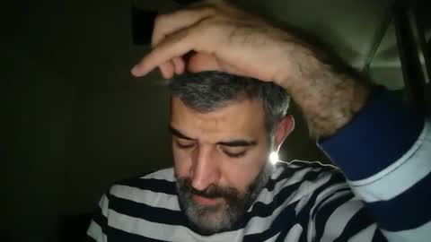 Snapshot of h0nest84 chatting on 12.12.24 h0nest84 online show from 12.12.24