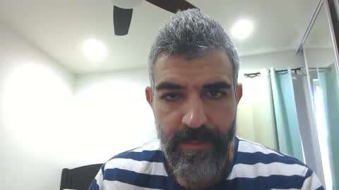 Snapshot of h0nest84 chatting on 12.14.24 h0nest84 online show from 12.14.24