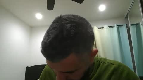 Snapshot of h0nest84 chatting on 12.27.24 h0nest84 online show from 12.27.24