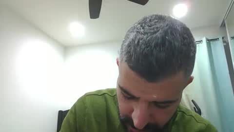 Snapshot of h0nest84 chatting on 12.27.24 h0nest84 online show from 12.27.24