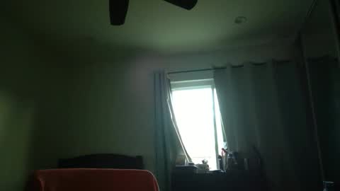 Snapshot of h0nest84 chatting on 12.30.24 h0nest84 online show from 12.30.24