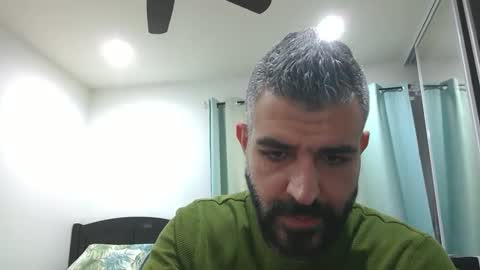 Snapshot of h0nest84 chatting on 12.30.24 h0nest84 online show from 12.30.24