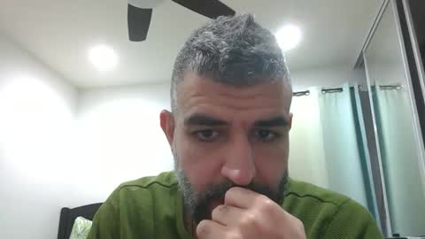 Snapshot of h0nest84 chatting on 01.20.25 h0nest84 online show from 01.20.25