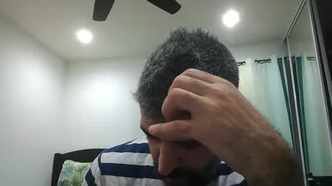 Snapshot of h0nest84 chatting on 01.31.25 h0nest84 online show from 01.31.25