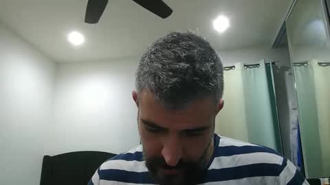 Snapshot of h0nest84 chatting on 02.05.25 h0nest84 online show from 02.05.25